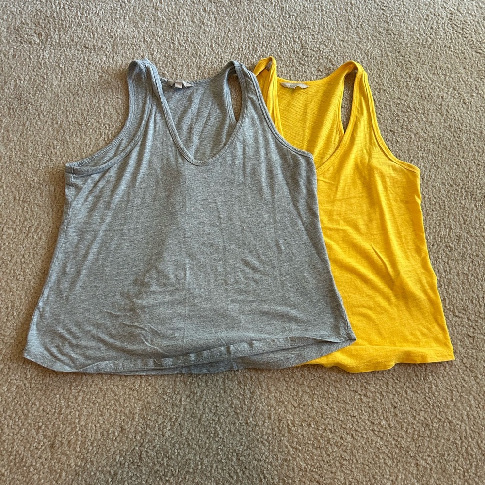 Large Banana Republic Tanks
